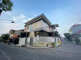 RUMAH HOOK MULYOSARI DEKAT GATE. ROW JALAN 2,5 MOBIL.DEKAT KAMPUS,MER