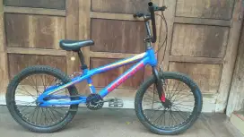 Sepeda bmx morison