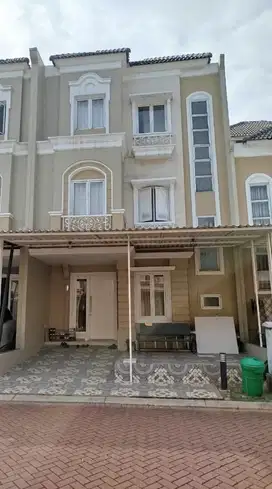 Dijual Rumah Cluster Samara Village 3 Lantai di Gading Serpong