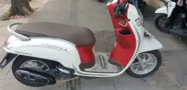 Scoopy Stylish th 2020 mulus poom pjk 04-2026