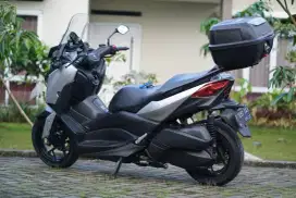 dijual xmax 2018 siap touring. kondisi normal, surat lengkap