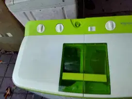 Mesin cuci merek polytron 7 kilo normal bagus tnggal pake ya