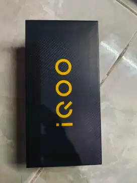 IQOO Z7 (8/128) - SDM 782G - 120W FlashCharge + 5000 mAh + 64MP OIS