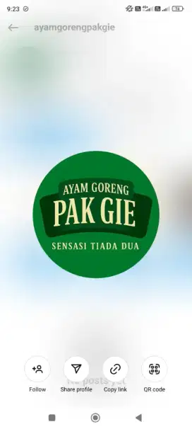 Pegawai Warung Ayam Goreng