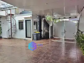 NUANSAISLAMI  RUMAH LAMA LAYAK HUNI DEKAT MANA POWERHOUSE