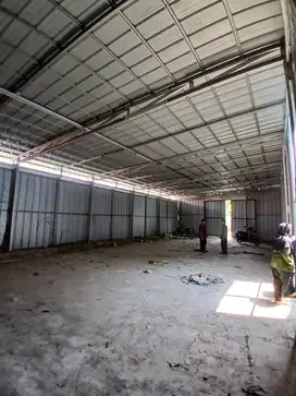 Disewa Gudang luas 198m Selangkah dari tol kukusan Depok