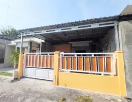 rumah cluster siap huni gedongan dekat exit tol solo