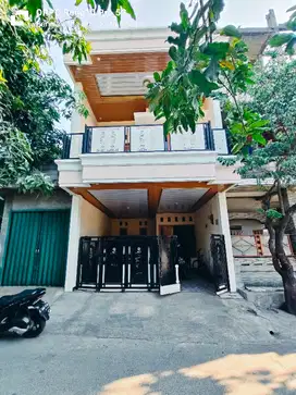 RUMAH MINIMALIS MEWAH 2 LANTAI D PERUM MAYANGGI BEKASI KOTA