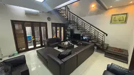 Jual BU Rumah Semi Furnish di Terusan Setraria Surya Sumantri Bandung