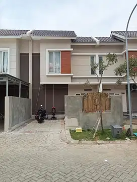 DIJUAL RUMAH 2 LANTAI CIAMIIKK