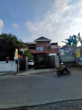 RUMAH KOST TENGAH KOTA JL PUSPONJOLO FULL PENGHUNI