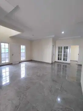 DIJUAL RUMAH STRATEGIS DI SEKTOR 1 GADING SERPONG TANGERANG