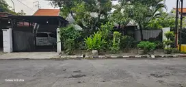 Rumah lama hitung tanah Raya Manyar Rejo area komersial