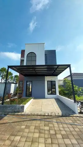 RUMAH MEWAH SUKUN 2 LANTAI KOTA MALANG