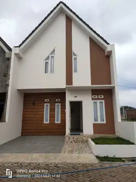 RUMAH 2 LANTAI DI KARANGPLOSO  Total 91 Unit Rumah