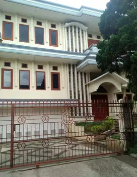 Termurah! Rumah lux mainroad setraduta bandung utara