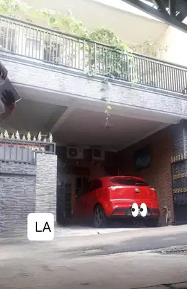DIJUAL RUMAH DI CIRACAS JAKTIM 2 LANTAI SIAP HUNI