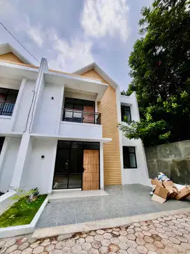 RUMAH READY SIAP HUNI SAMPING TOL PERSIS DEKAT LRT FREE BIAYA ALL IN