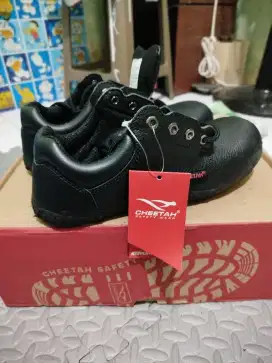 SEPATU SAFETY CHEETAHTASLI