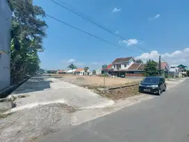 Dekat Pasar Stan Jual Tanah di Jl. Raya Tajem Sleman