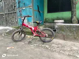 Sepeda anak UK 16