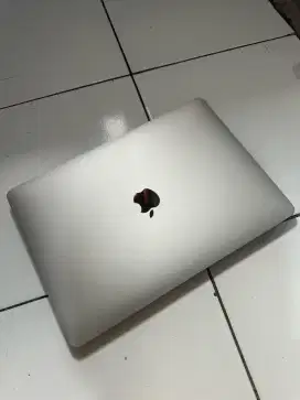 Dijual Cepat MACBOOK AIR APPLE M1 MURAHH!! NEGO