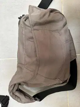 Lowepro Sling Tas Kamera Mulus