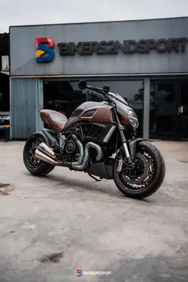 DUCATI DIAVEL LEATHER 2013