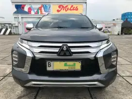 Pajero Dakar Ultimate 4x2 2023 Abu2 Metalik, KM 16rb