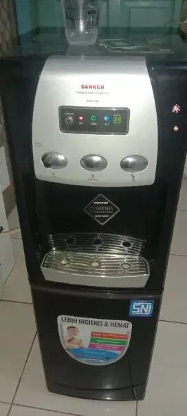 Dispenser Sanken Utopia
