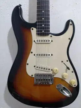 gitar squer stratocaster