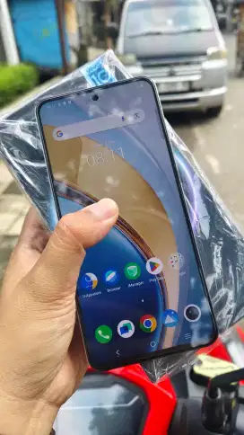 vivo V40 lite 4G 8/256 baru 2 minggu mulus like new