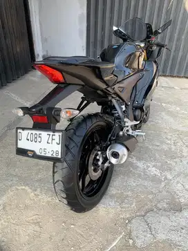Yamaha R15 2023