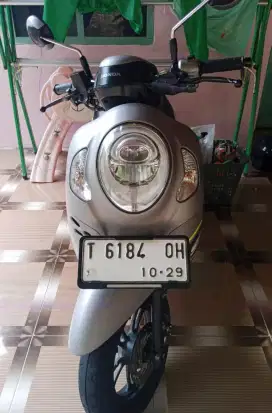 Dijual Honda Scoopy Sporty 2024 Non-Keyless