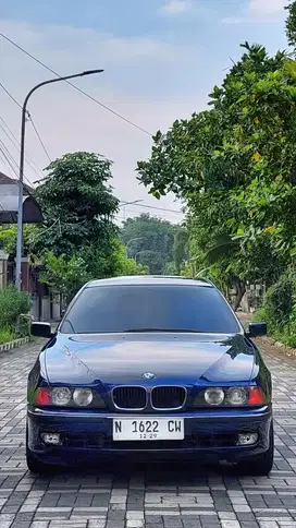 BMW E39 528i 1997 AT LOWKM Valid