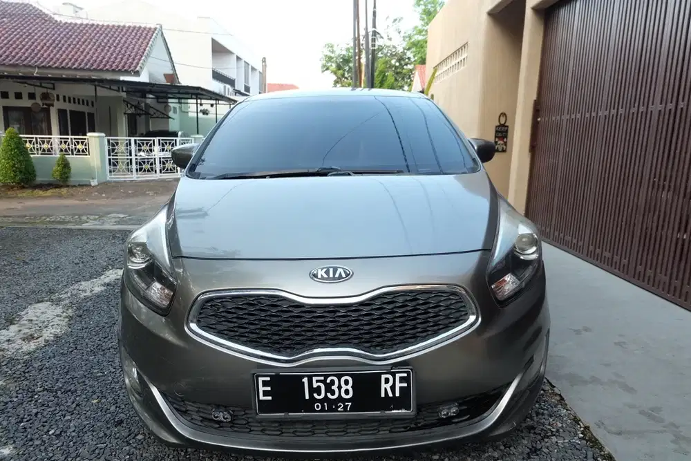 Dijual Kia Carens at 2013 (Like new)