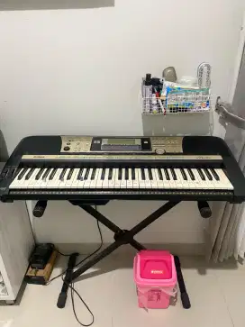 Keyboard Yamaha PSR - 740