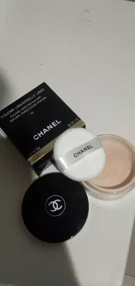 CHANEL poudre fini naturel (natural finish loose powder)