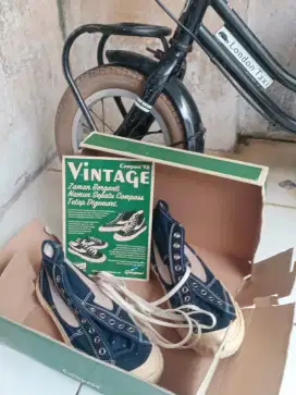 Sepatu compass murah