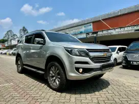 TERMURAH!! CHEVROLET TRAILBLAZER 2.5 LTZ DIESEL MATIC 2016 SILVER