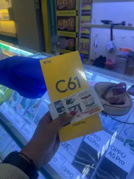 Realme C61 promo