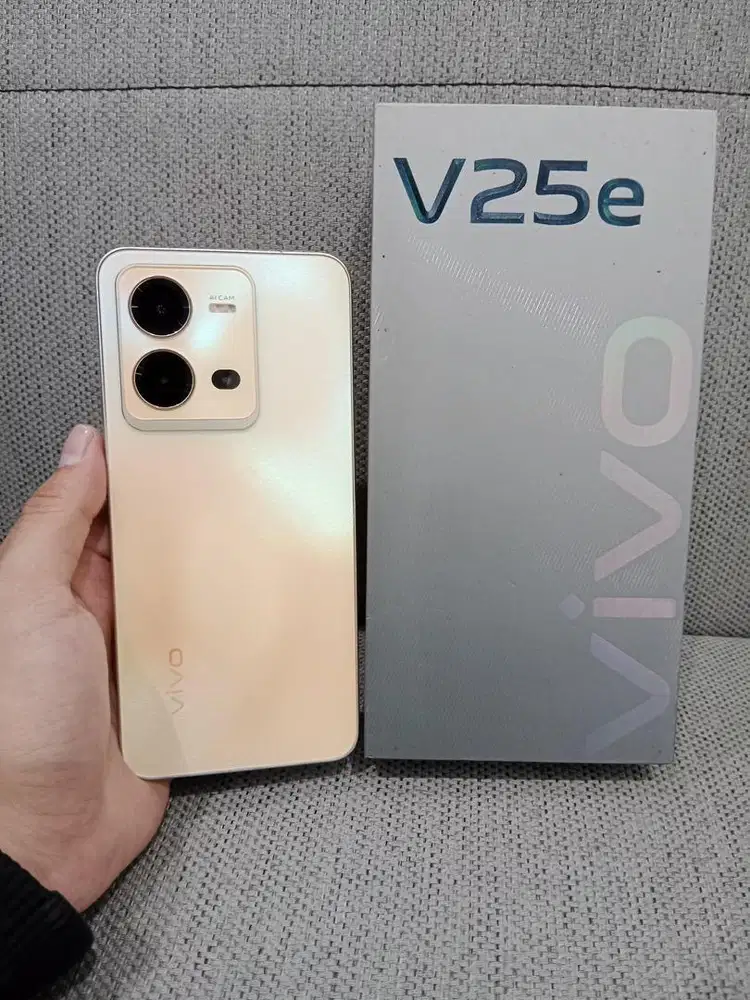 Vivo v25e 12 256 Gold