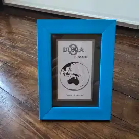 frame foto biru baru