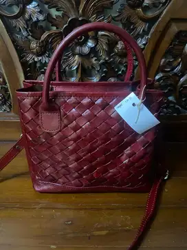 Tas kulit asli ala botega