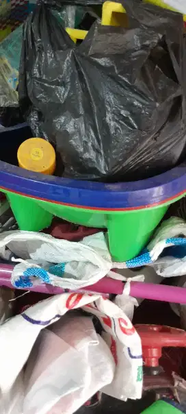 Di jual barang pecah belah/kelontong
