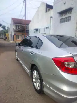 Honda Civic 2012 Bensin