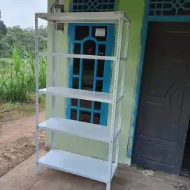 Rak gudang serbaguna