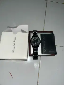 Jam tangan merek alexander christie