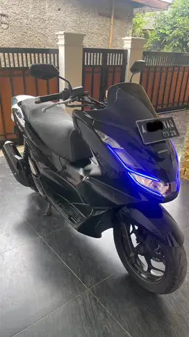Honda PCX 160 Abs Hitam