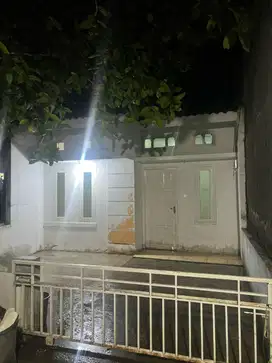 OVER CREDIT RUMAH SIAP HUNI  (JUAL CEPAT)